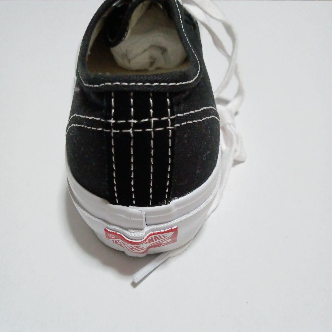 レアアイテム！！VANS VAULT OG AUTHENTIC LX BLACK