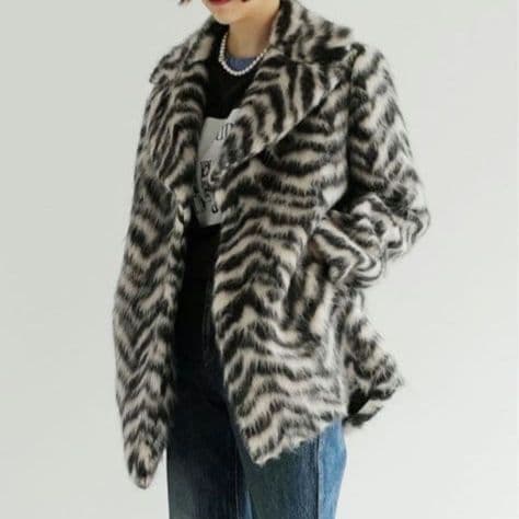 定価20万　マディソンブルー　ゼブラ柄　シャギー　コート