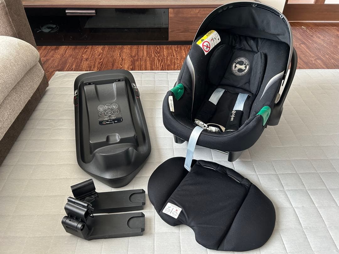 Cybex エイトンS2 i-size、ベースワン、アダプター3点セット