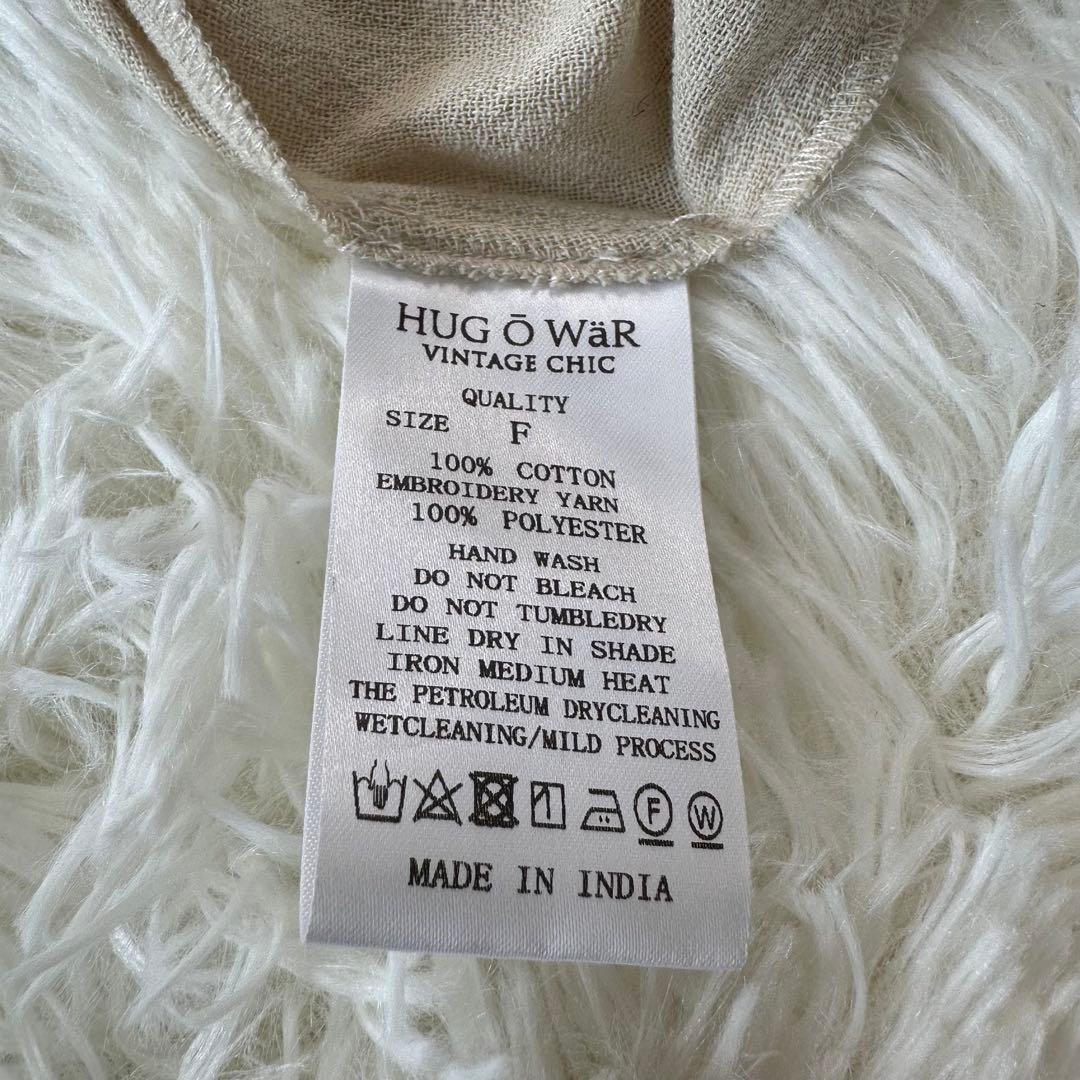 新品未使用 ハグオーワー 定価2.5万円 フォークロアスモッキング刺繍ブラウス