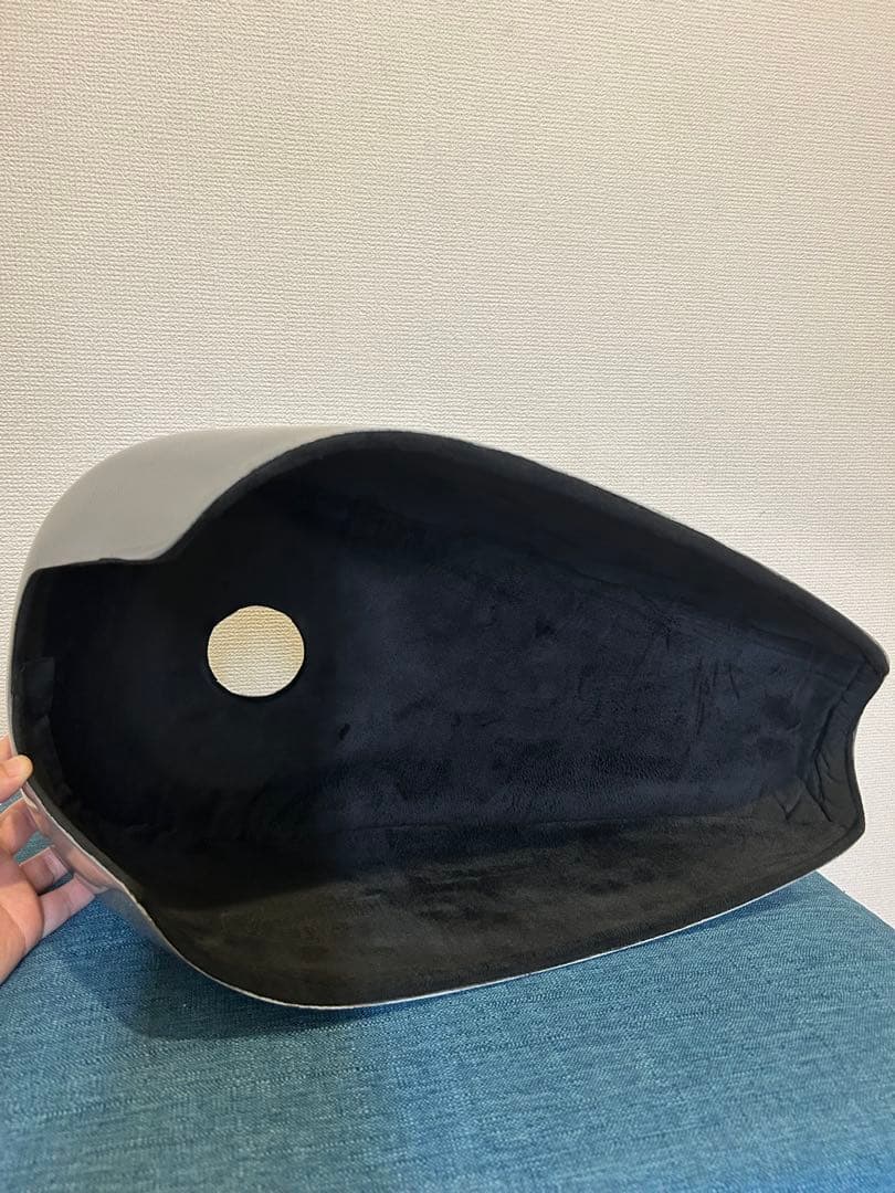 サイモンカスタムズ　タンクカバー　ハーレーダビッドソン