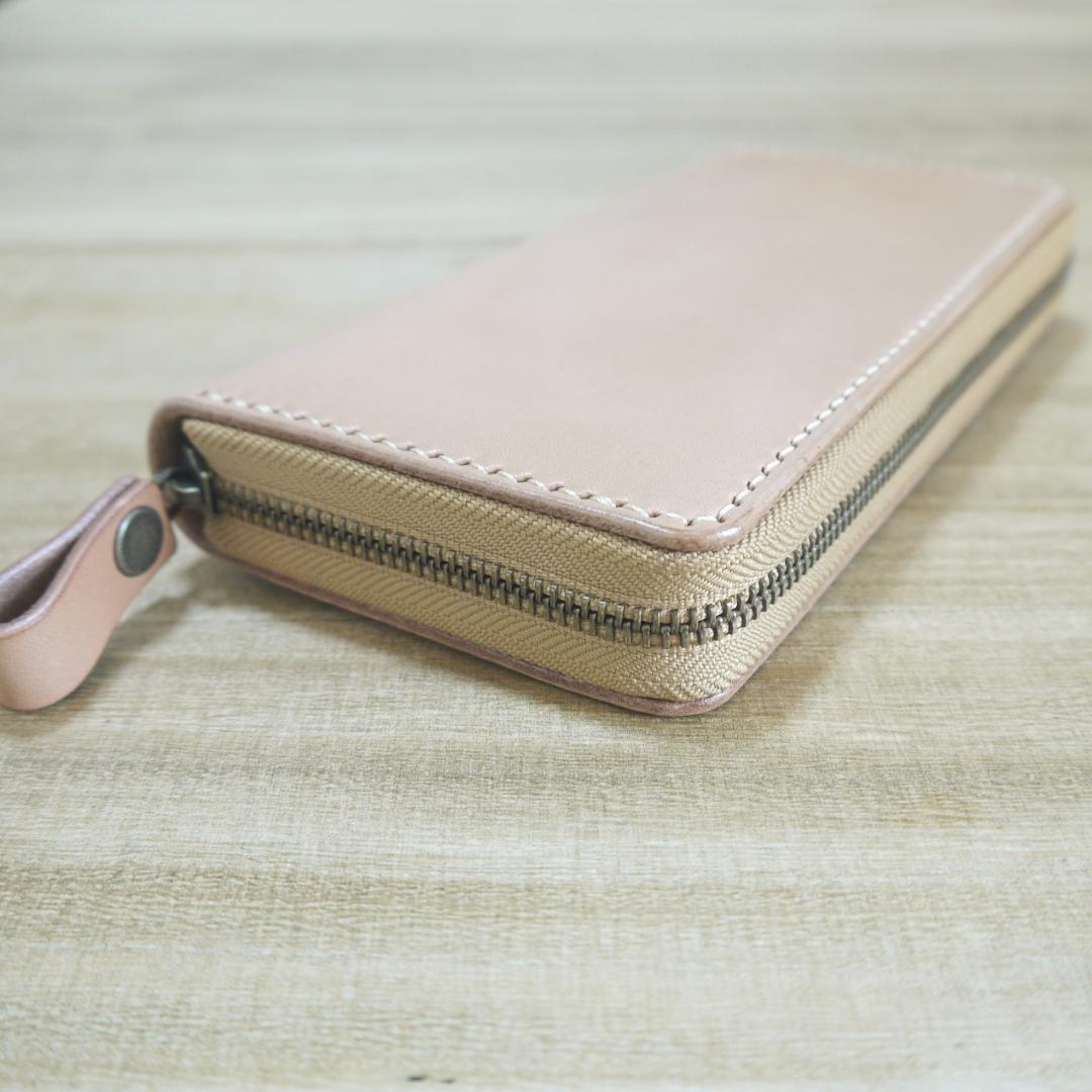 ヌメ革　栃木レザー　サドルレザー　ロングウォレット　ラウンドファスナー　生成り