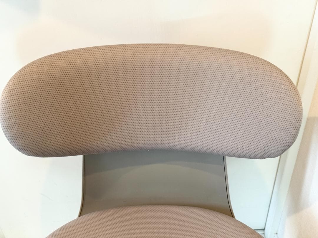 KOKUYO ingLIFE ミディアムグレージュ 固定脚 肘かけ無し