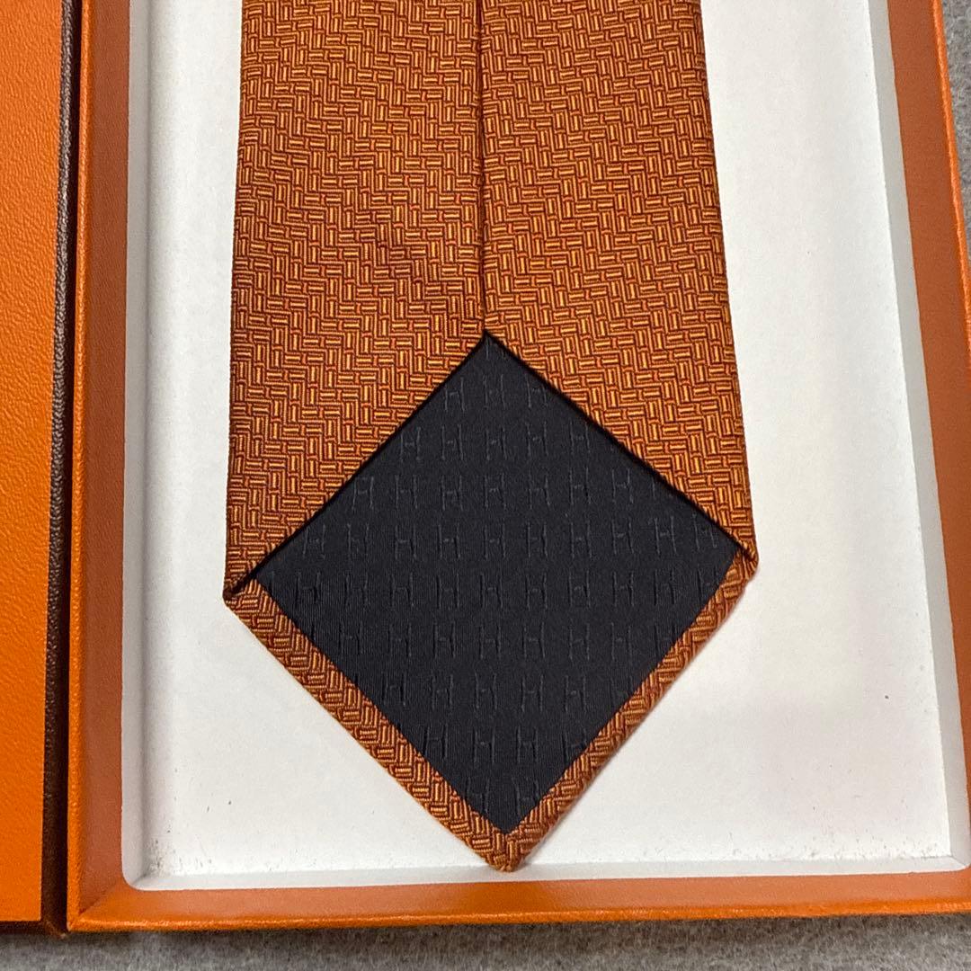 エルメス　ネクタイ　オレンジ　シルクジャガード