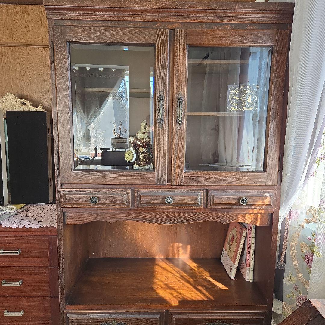 カリモク キャビネット 食器棚 カップボード 飾り棚