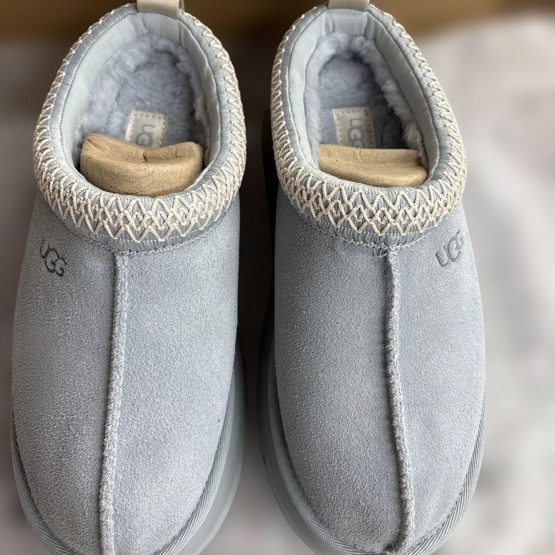 ゆ*ぴ様 新品箱あり　アグ UGG Tazz 厚底 スリッポン　24cm ブルー