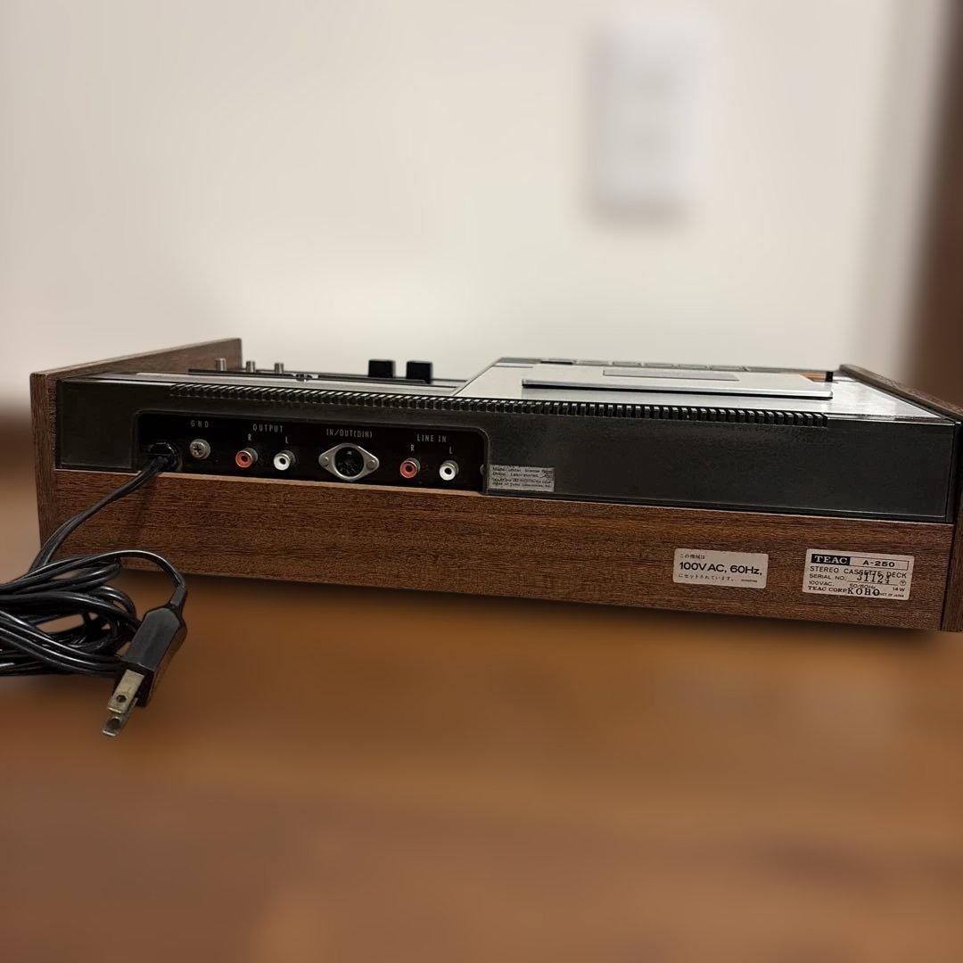 TEAC テアック A-250 ステレオ カセットデッキ レコーダー 稼働品