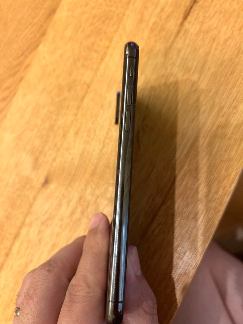 iPhone XS 64GB 美品