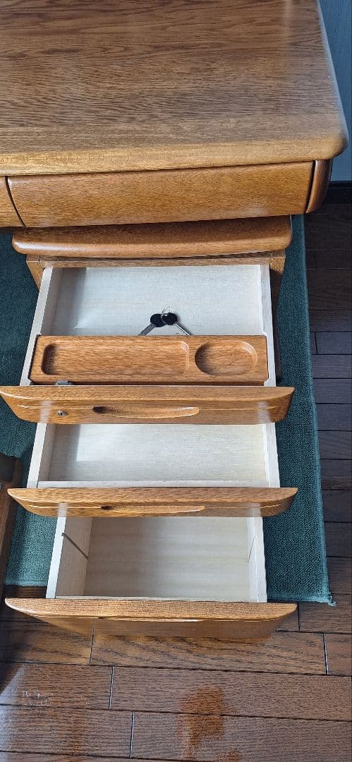 ①浜本工芸学習机のセット( 4点フルセットでの購入の方限定)1点目・学習机