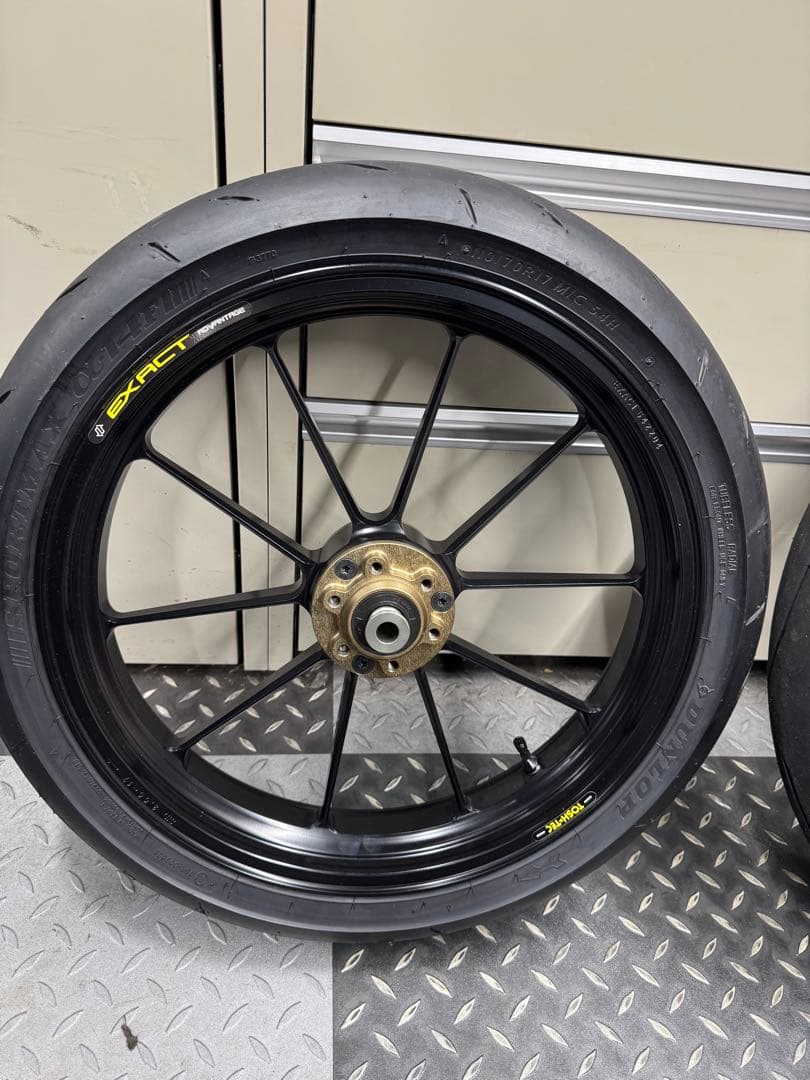 VTR250用EXACT アルミホイール