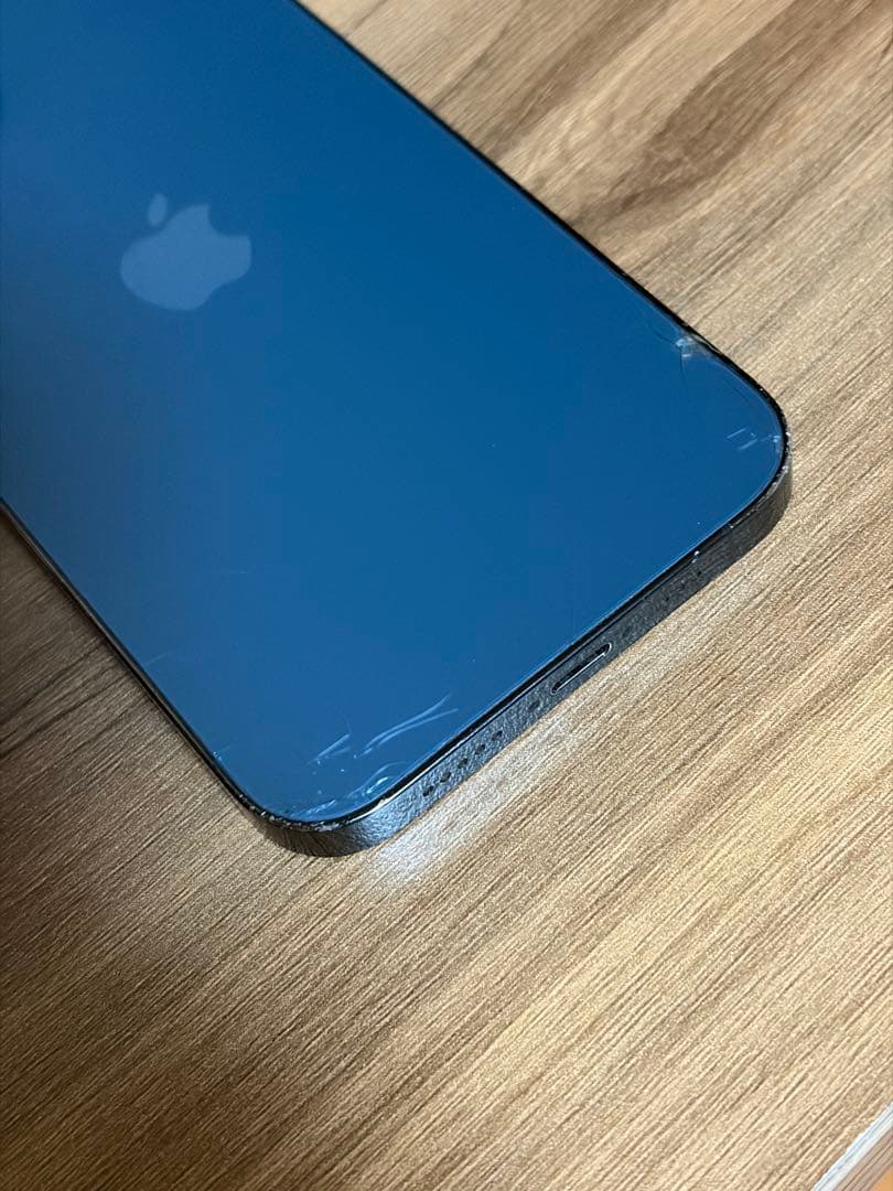 iPhone12 Pro パシフィックブルー　ひび割れ、ガラス割れ有