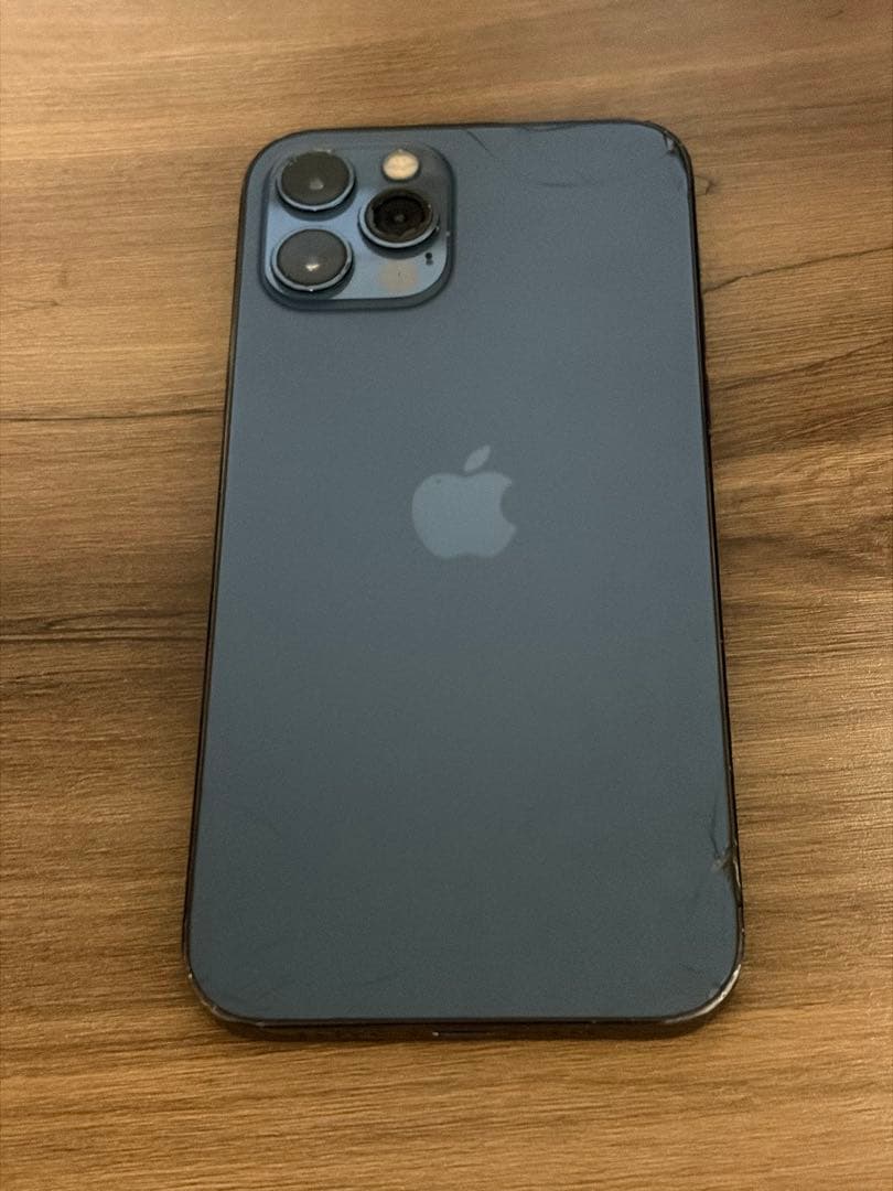 iPhone12 Pro パシフィックブルー　ひび割れ、ガラス割れ有