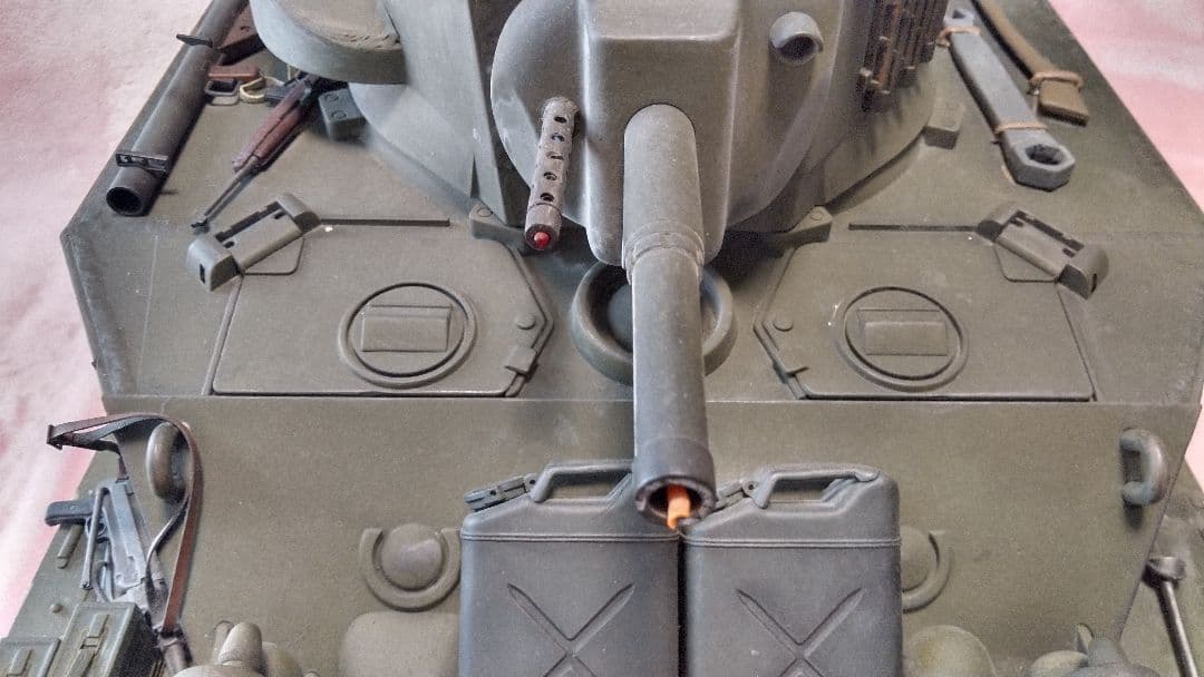 1/6ラジコン戦車　WWⅡ　M5A1　4チャンネルプロポ付