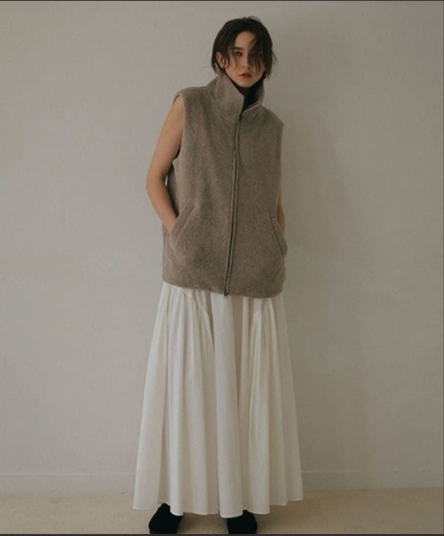 ETRE TOKYOメルトンフリースベスト