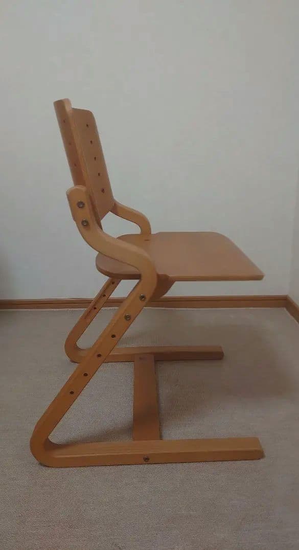 formioフォルミオ　学習机用椅子　美品