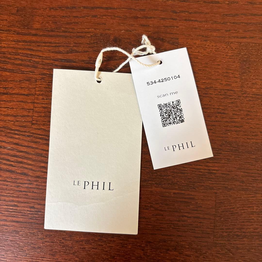 LE PHIL ルフィル パッフィーダウン ケープ ポンチョ 黒 0