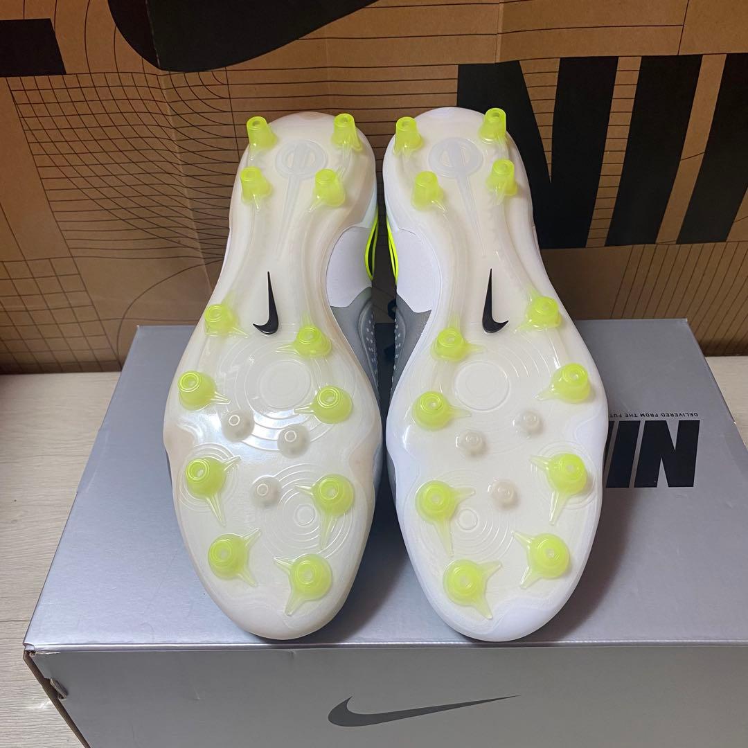 27cm ナイキレジェンド 10エリートAG-PRO