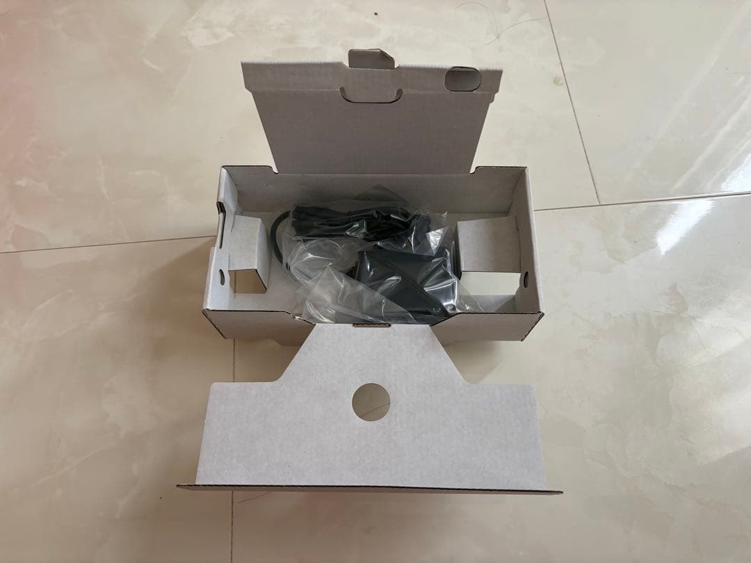 Nintendo Switch Lite コーラル ピンク 本体 箱・充電器付き