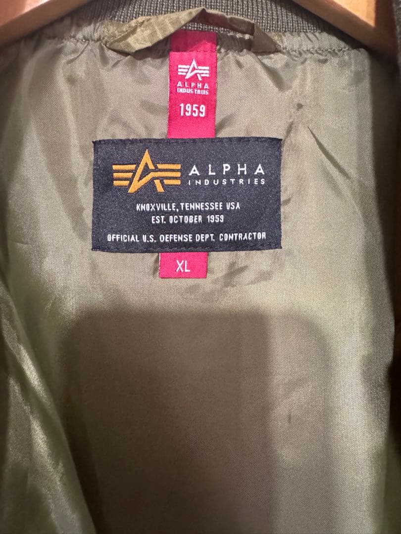 ALPHA INDUSTRIES MA-1 TA1597キルトジャケット