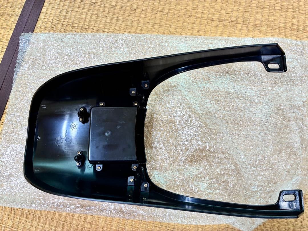 新品未使用　ドレミコレクション　ゼファー750 Z2タイプテールカウル トレー付