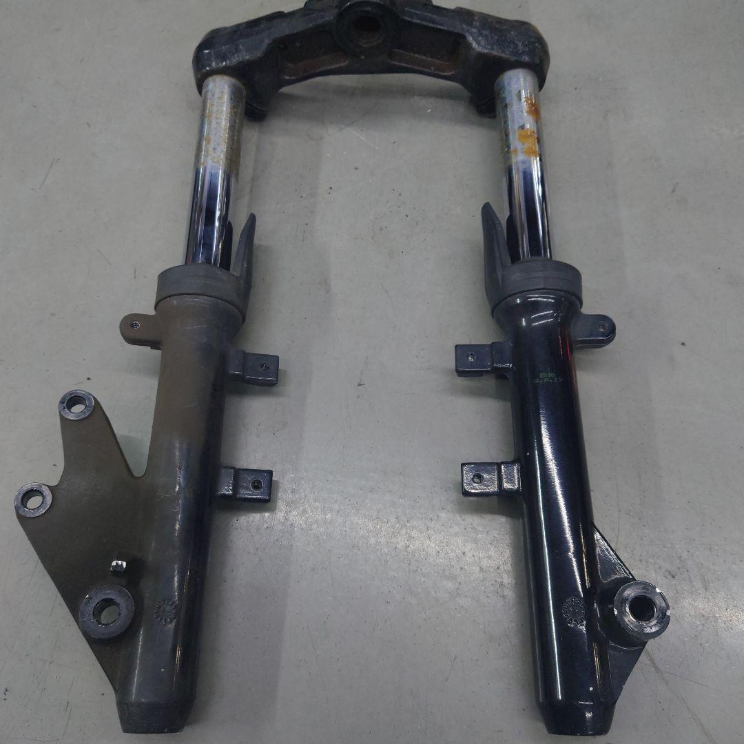 ヤマハ　マジェスティS フロントフォーク