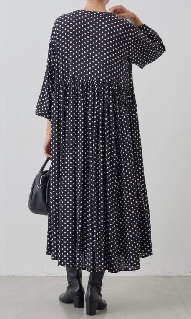 【未使用】BEARDSLEY ビアズリー ドットギャザーボリューム袖ワンピース