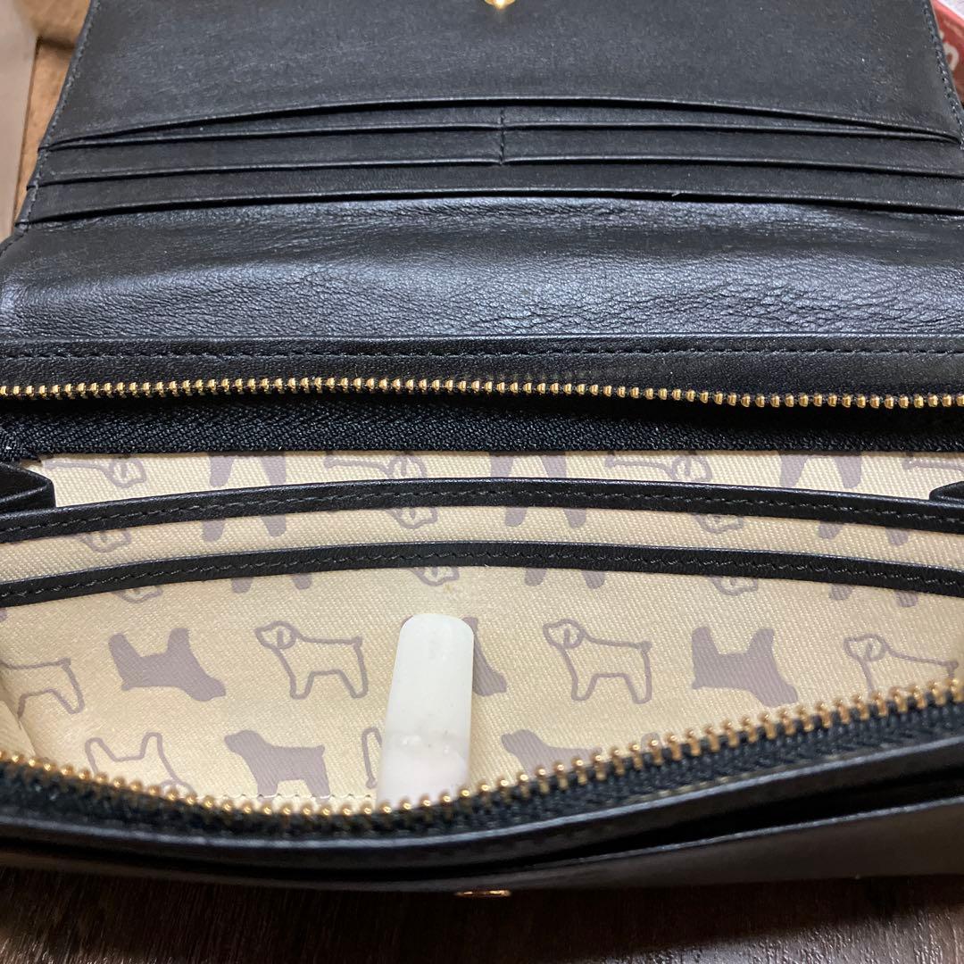 キタムラ　犬のエンボス加工 ブラック長財布