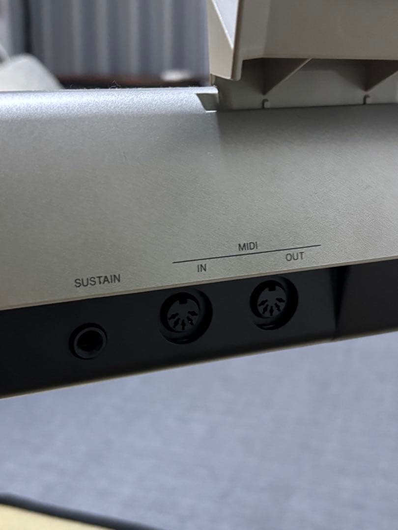 ヤマハ 電子ピアノ NP-31S シルバー