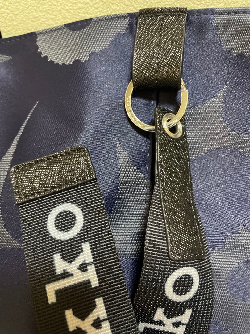 マリメッコ ALL DAY BUCKET SOLID ショルダーバッグ　ネイビー