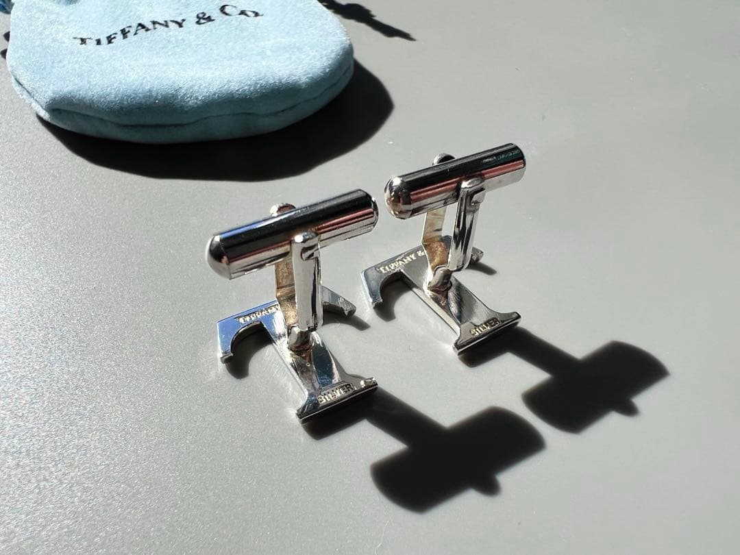 ティファニー　Tモチーフ　シルバー　カフス