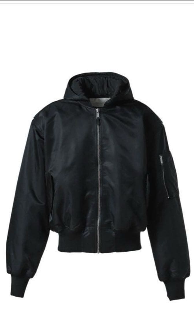 entire studios ブラック　Broad