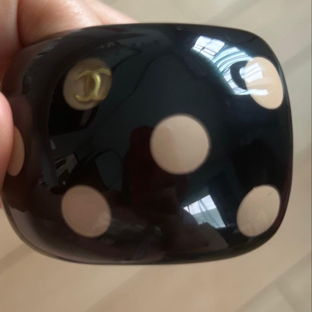 CHANEL シャネル　中古　美品　バングル　ココマーク　水玉