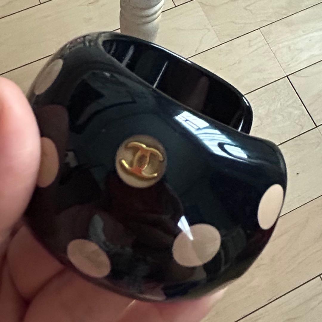 CHANEL シャネル　中古　美品　バングル　ココマーク　水玉