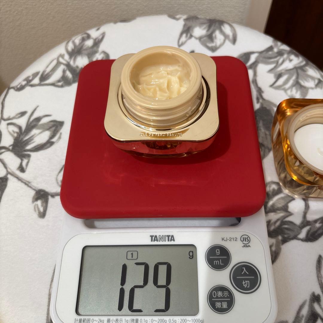 クレ・ド・ポー ボーテ ラ・クレーム 30g