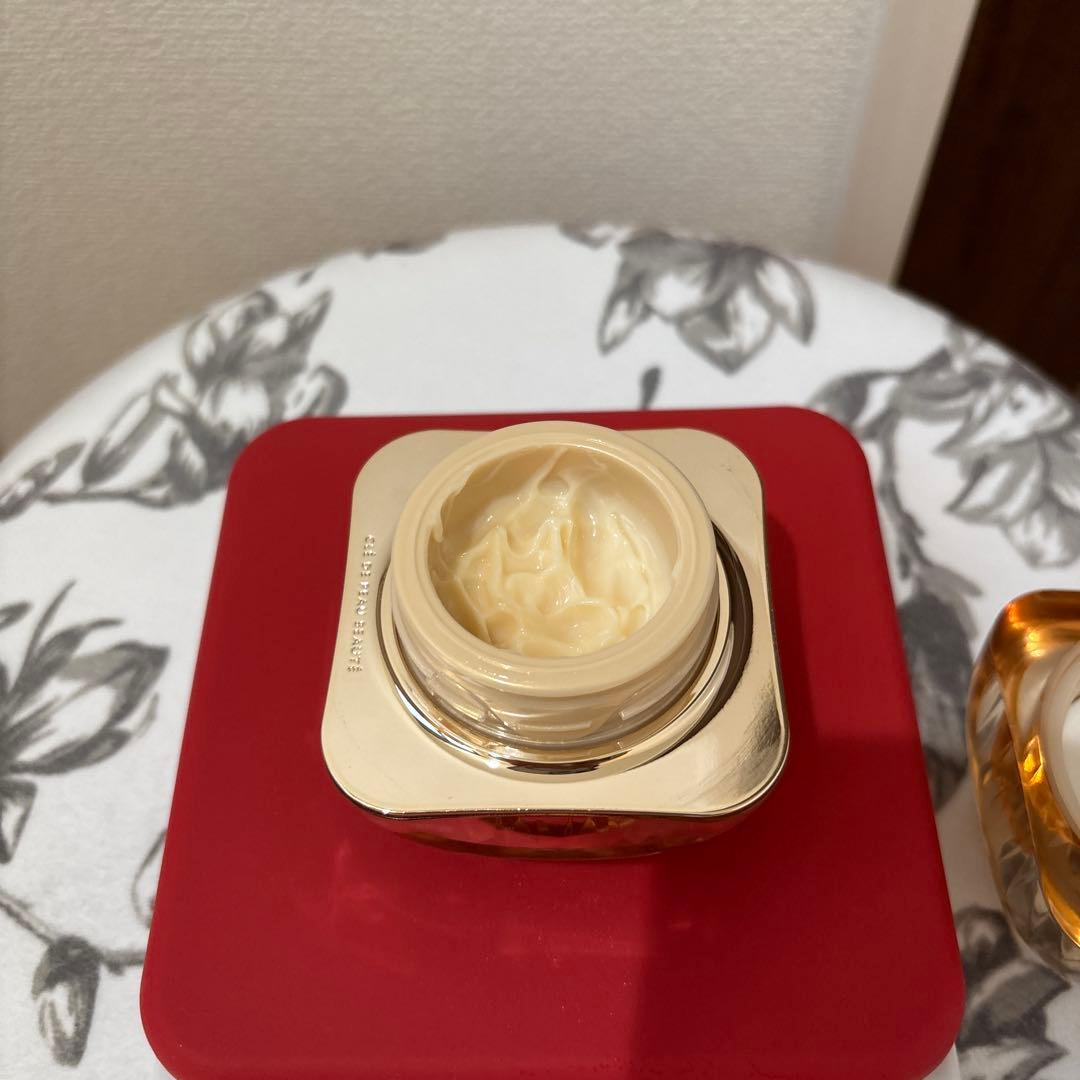 クレ・ド・ポー ボーテ ラ・クレーム 30g