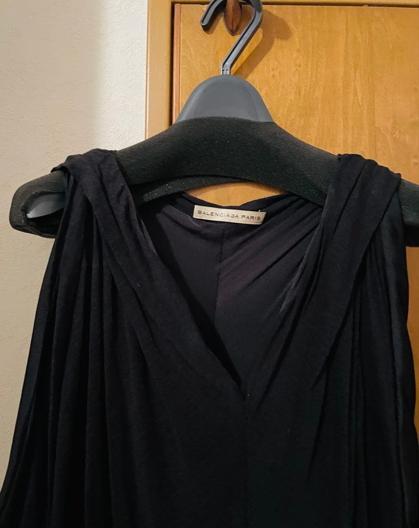 バレンシアガ　麻ワンピース　黒36サイズ