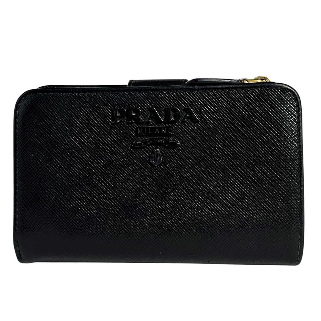 希少✨プラダ 二つ折り財布 シャイン ロゴ金具 サフィアーノ ブラック 黒