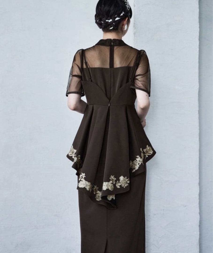 etoll ドレス 刺繍ペプラムビスチェ＆Iラインドレスセットアップ