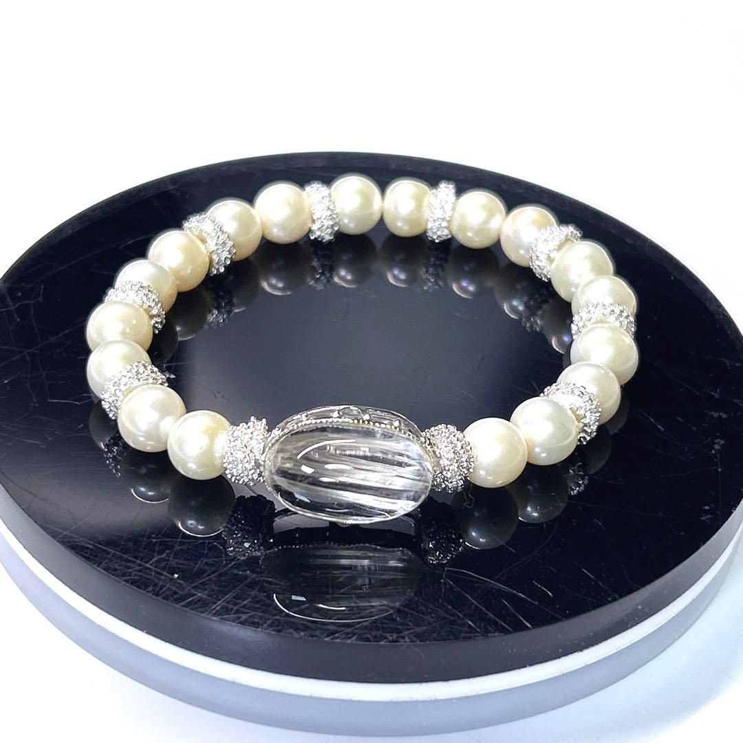 ニードルイントパーズと淡水パール