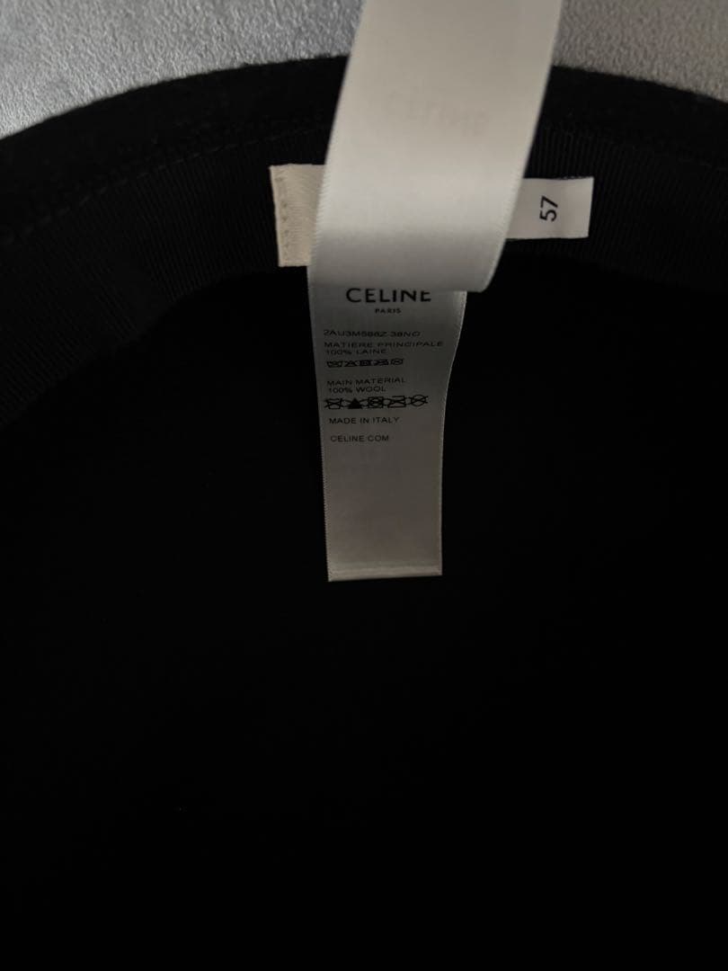 セリーヌ　CELINE 2024コレクション　ウールキャップ　黒
