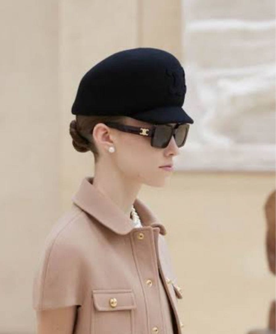 セリーヌ　CELINE 2024コレクション　ウールキャップ　黒