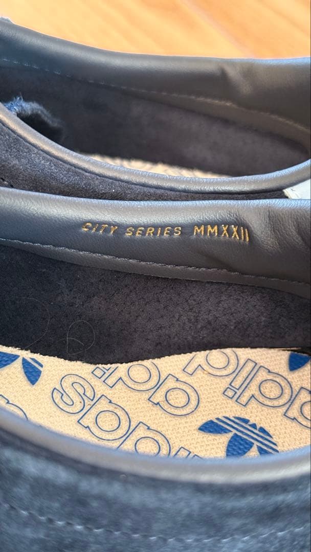 adidas Berlin City Series MMXXII スニーカー