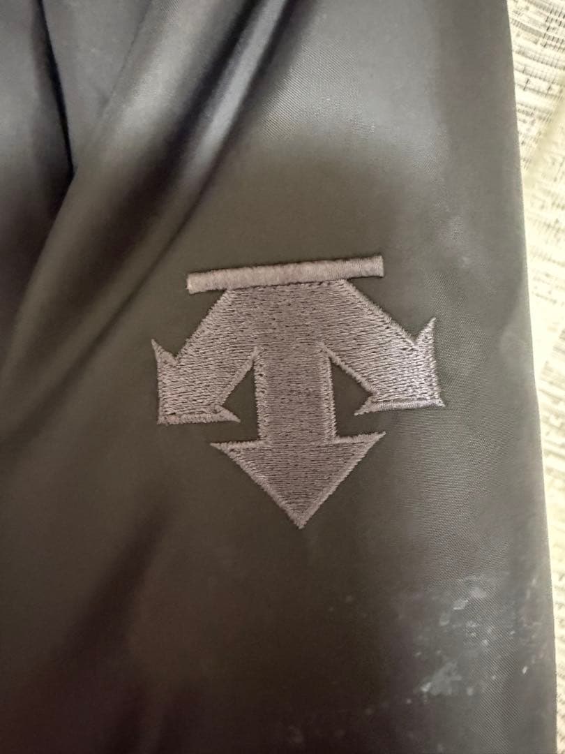 DESCENTE ベンチコート Oサイズ ブラック