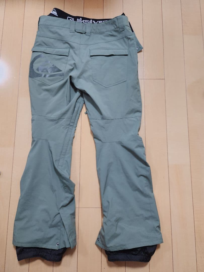 Quiksilver オリーブグリーンスノーパンツ M