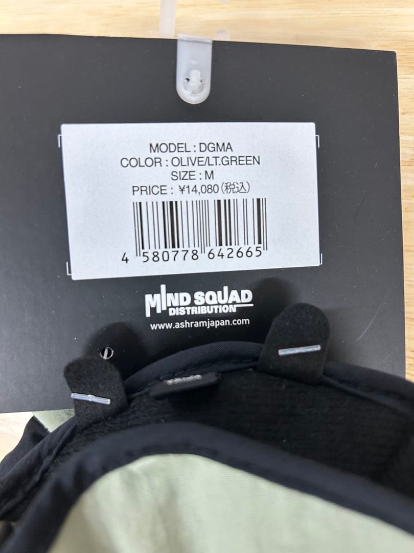 【新品】ASHRAM グローブ Olive/green Mサイズ