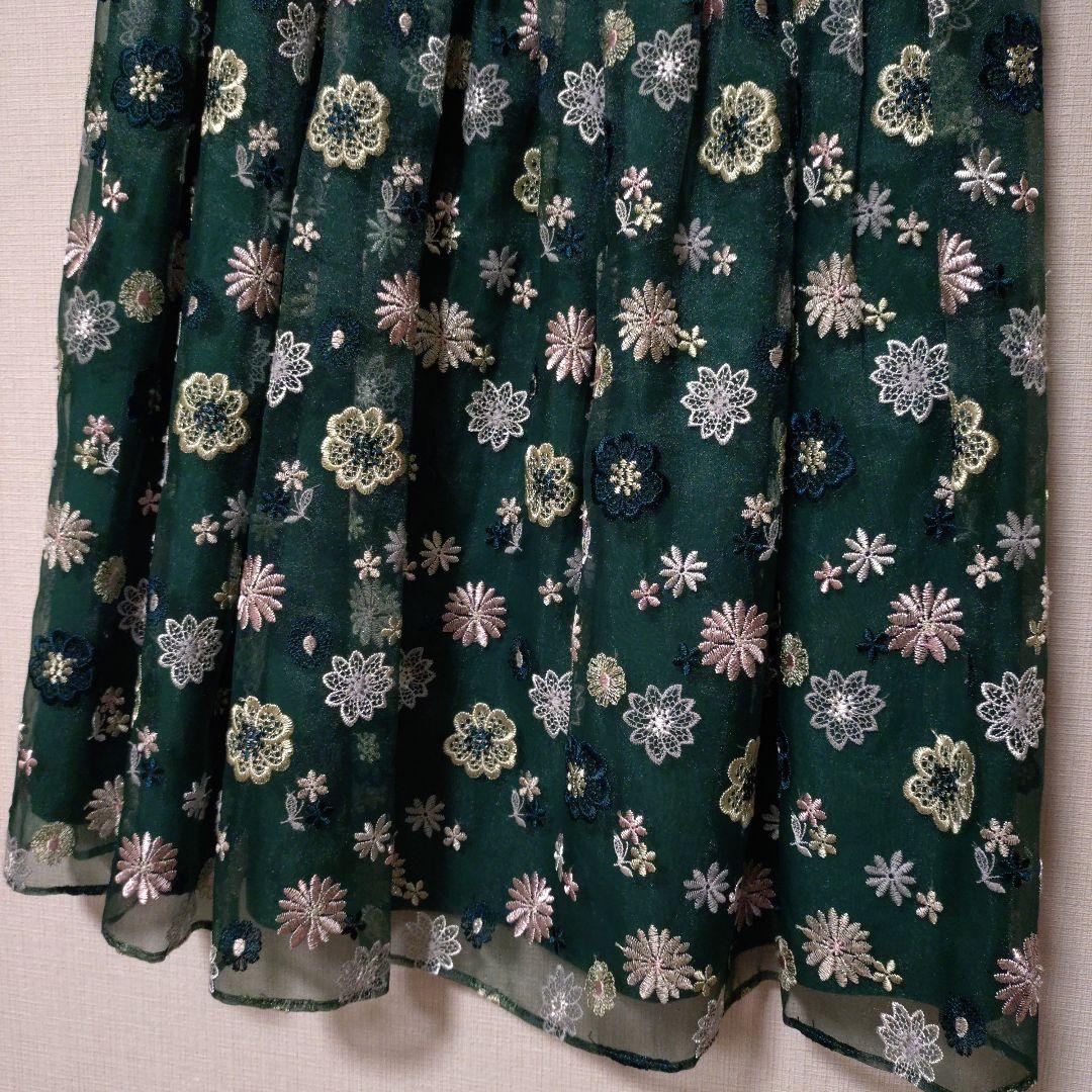 【美品】TOCCA 花柄刺繍 ノースリーブワンピース　ドレス 130