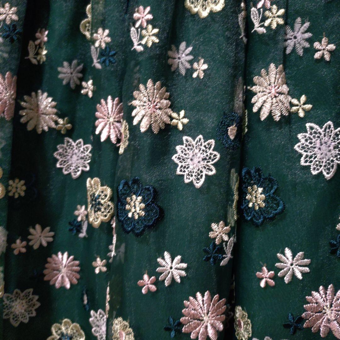 【美品】TOCCA 花柄刺繍 ノースリーブワンピース　ドレス 130