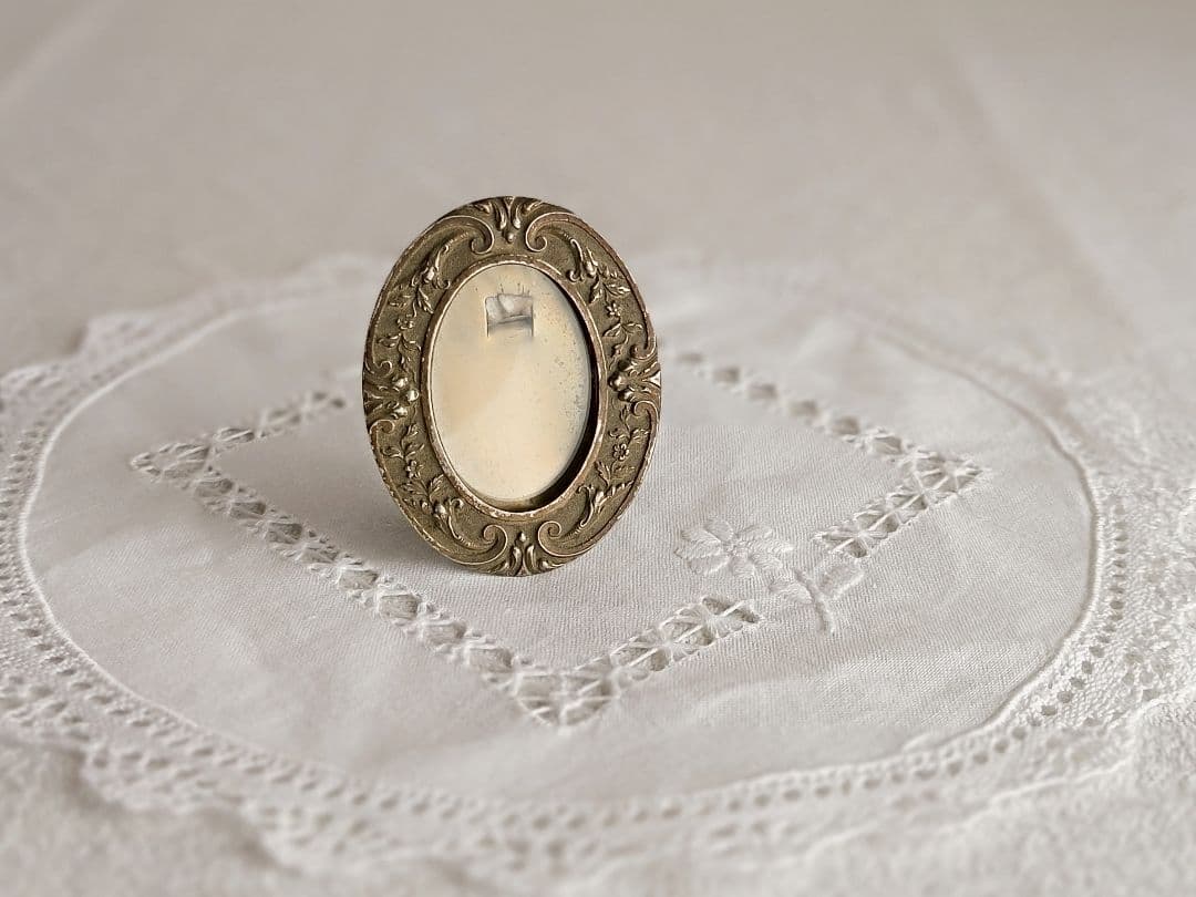 * antique flame ୨୧* オーバル型 かわいいアンティークフレーム