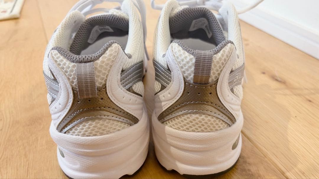 ほぼ新品！New Balance MR530 AD 22.5センチ