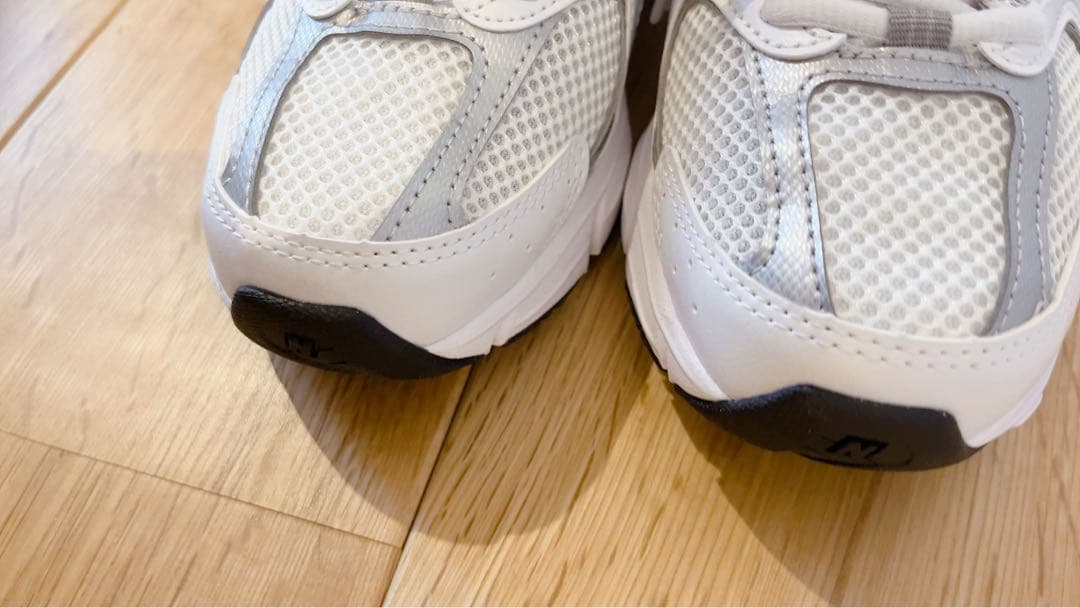 ほぼ新品！New Balance MR530 AD 22.5センチ